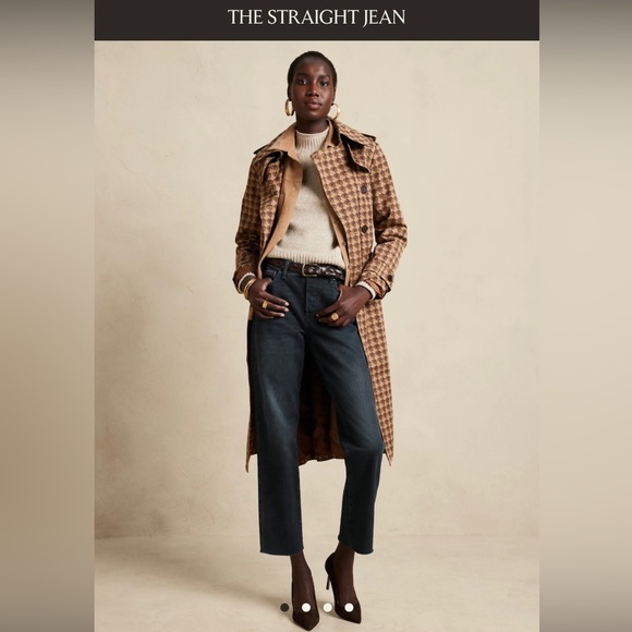 Banana Republic Petite Straight Jean - Picture 1 of 7